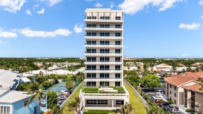 AQUA RESIDENCE 7 - LUXURY SEVEN MILE BEACH CONDO