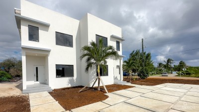 BODDEN TOWN DUPLEX, LOOKOUT GARDENS