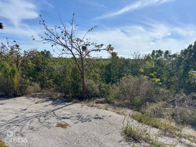 LITTLE CAYMAN EAST LOT - .5 ACRES