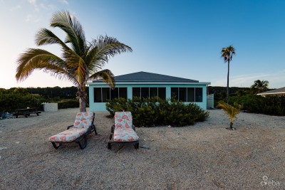 OCEAN FRONT 3 BEDROOM VILLA CAYMAN BRAC