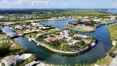 SAILFISH QUAY CANAL LOT A (SUNRISE LANDING)