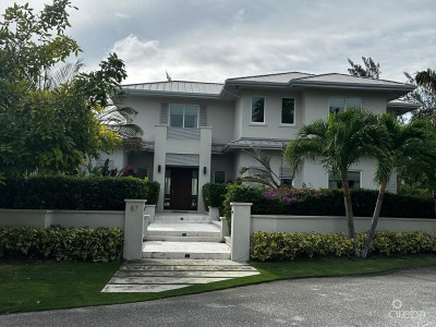 THE AVENUE - EXECUTIVE FAMILY HOME